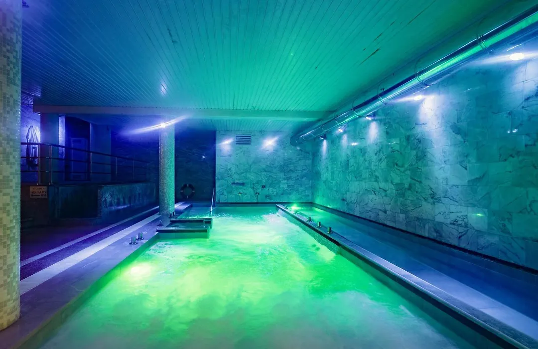 Hotel Spa Villa Pasiega-1